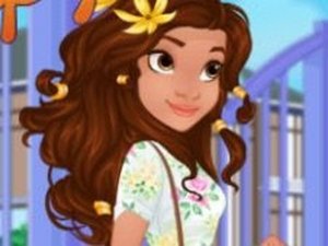 Moana the New Girl in School Dress Up Game