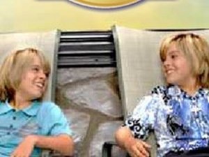 Zack and Cody The Pool Invasion Online Game